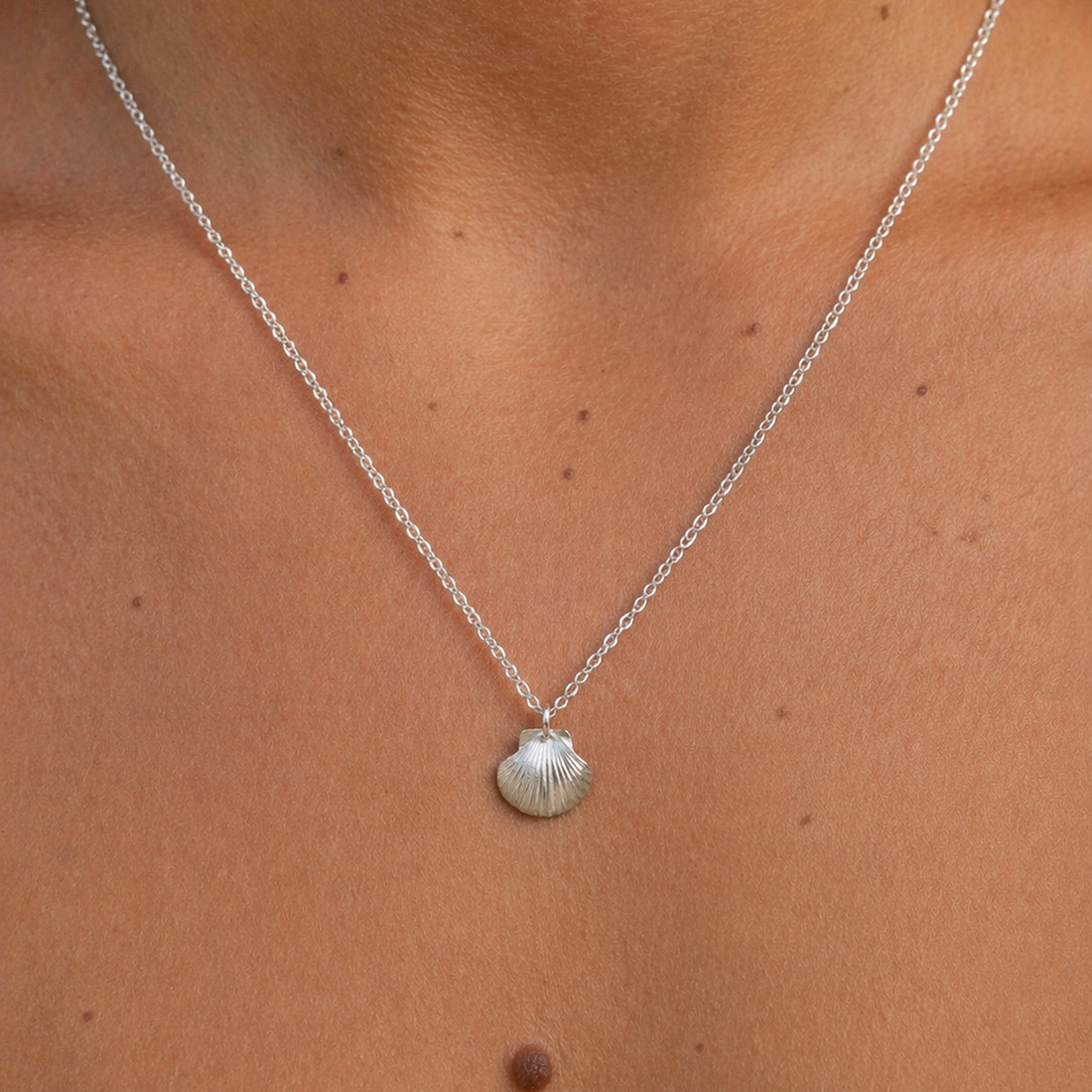 Shell necklace